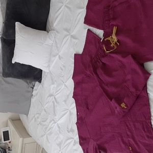Women's Scrub Set